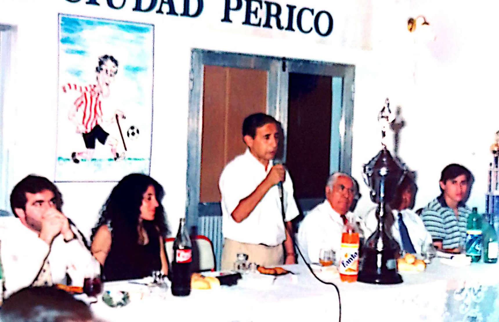 Partido de fútbol - Foto 5